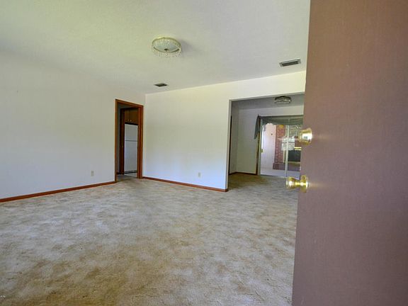 5th image of 7224 Hyde Grove Ave