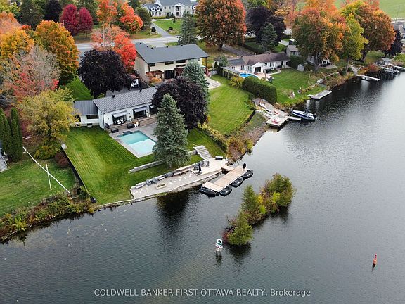 2nd image of 1060 River Rd W