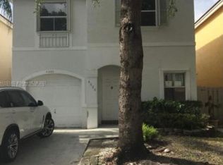 4000 Fern Forest Rd, Hollywood, FL 33026