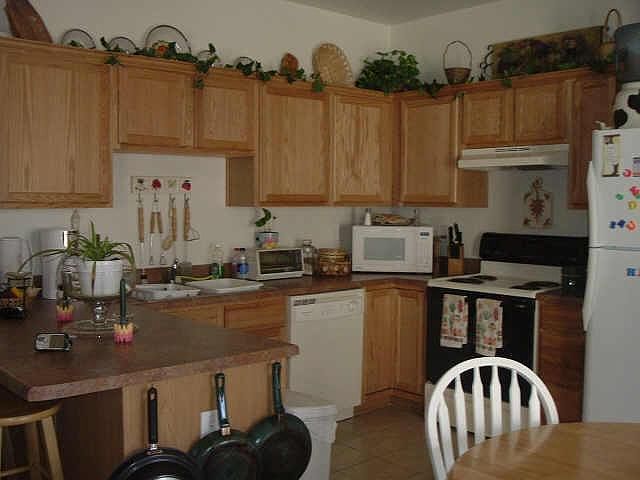 2nd image of 2300 E Magma Road #131