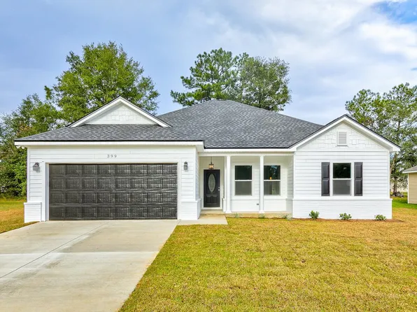 315 Sand Pine Cir, Midway, FL 32343