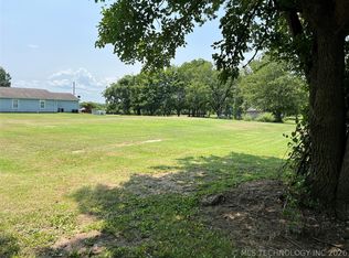 370 N Downing Ave, Dewey, OK 74029