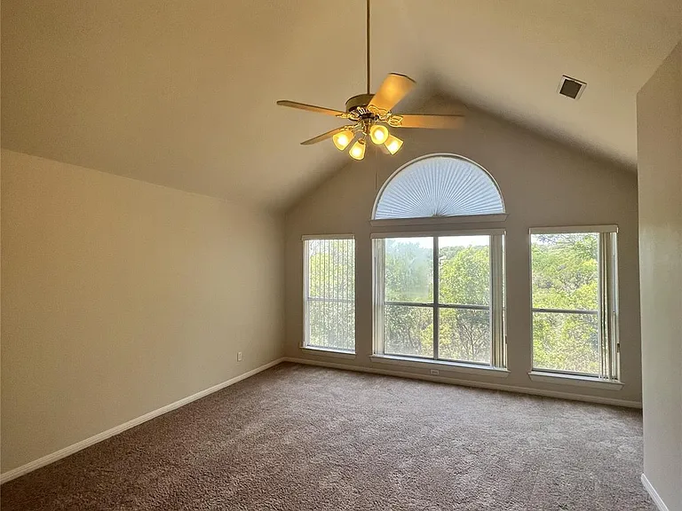 9405 Ashton Rdg — Photo 7