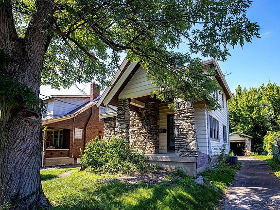 4th image of 6 Escalon St