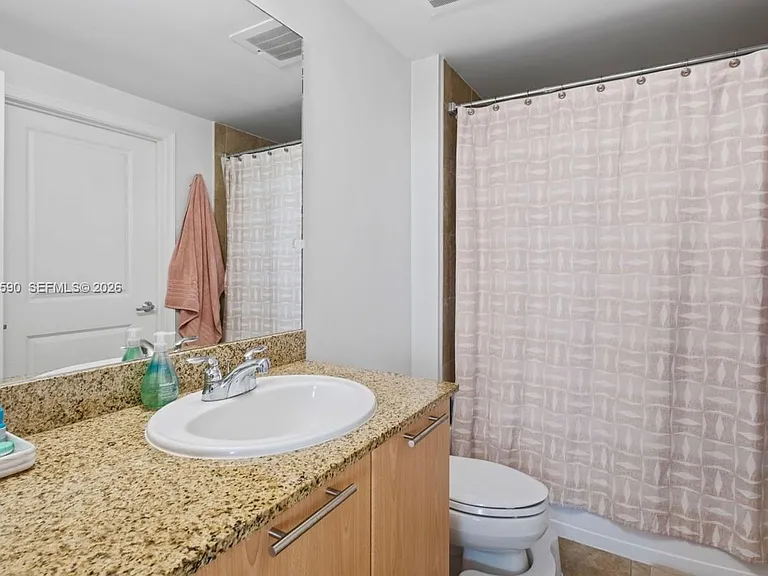 2021 SW 3rd Ave #602 — Photo 12