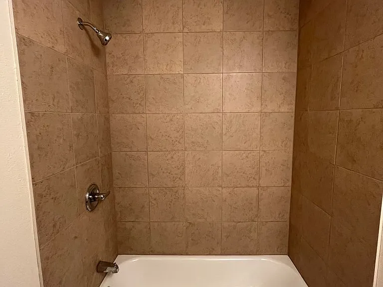 316 Falcon Ct — Photo 19