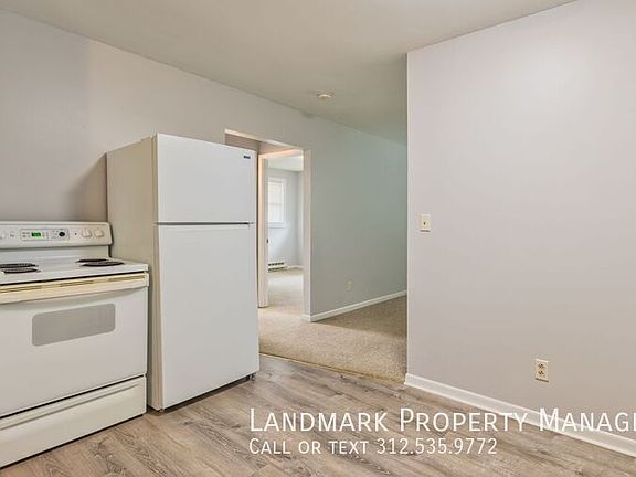 5th image of 26045 S Oak Rd APT 3