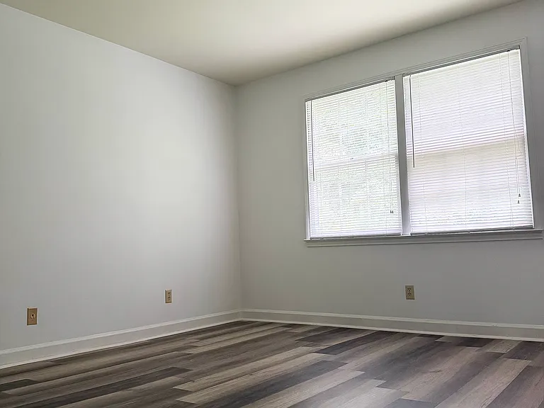 344 Hanover Arms Ct #C — Photo 17