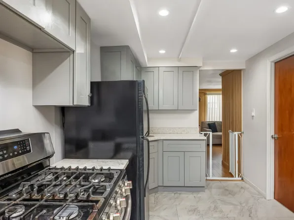 67-72 78th Street image 15 of 28