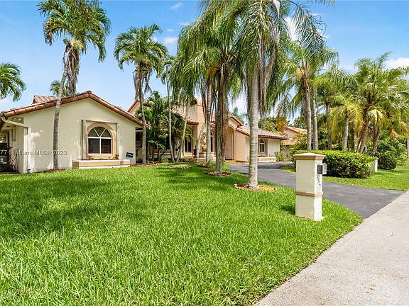 2nd image of 17925 SW 83rd Ct