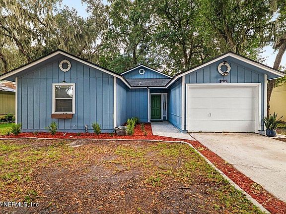 3rd image of 1048 PALM LANDING Drive S