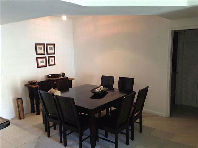 2nd image of 2775 NE 187th St APT 418