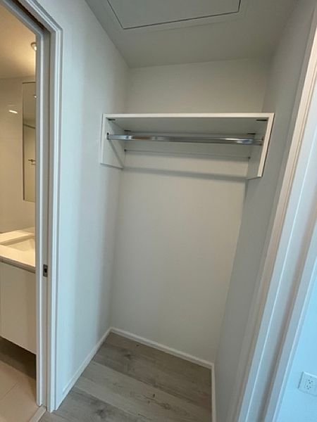 Burnaby Apartment for rent - 1 Bedroom — photo 13