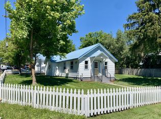 712 W Jenkins Ave, Chewelah, WA 99109
