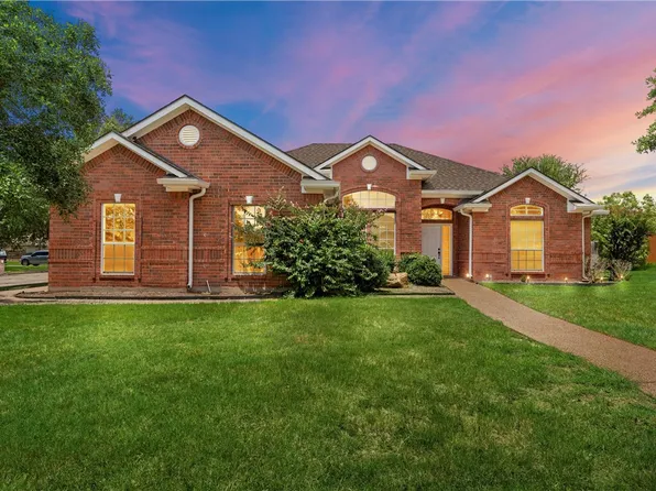 444 Sagewood Dr, Hewitt, TX 76643