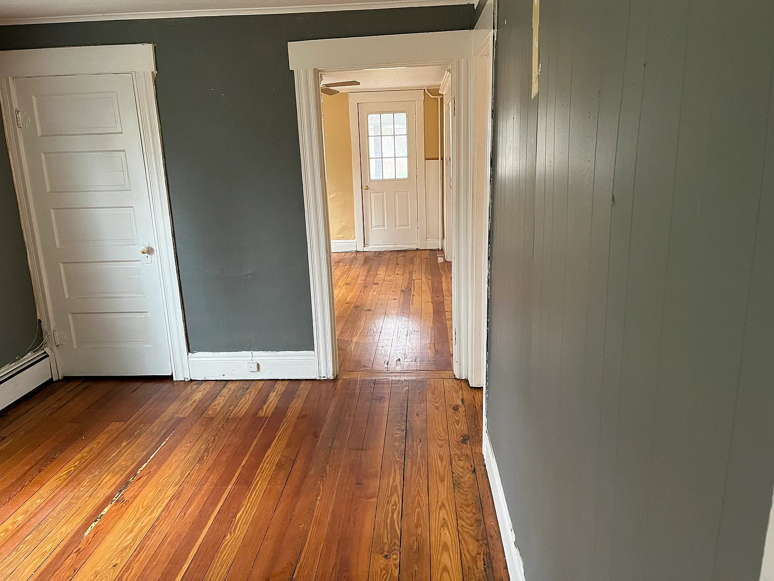 3 bed, 1150 sqft, $1,450 — Photo 3
