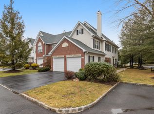 602 Well Sweep Rd, Whitehouse Station, NJ 08889