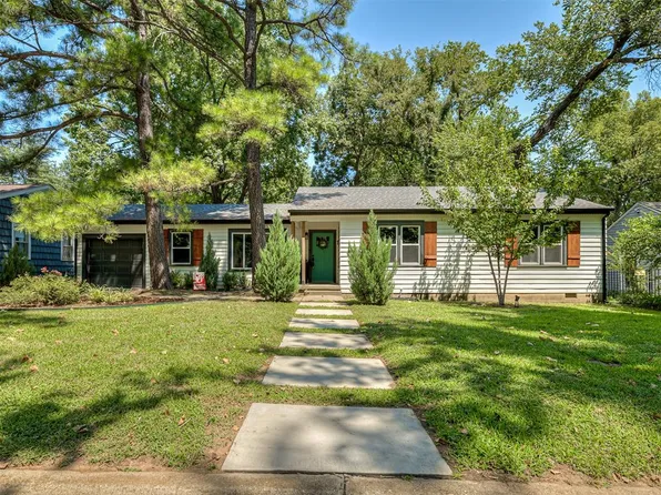 1015 McNamee St, Norman, OK 73069