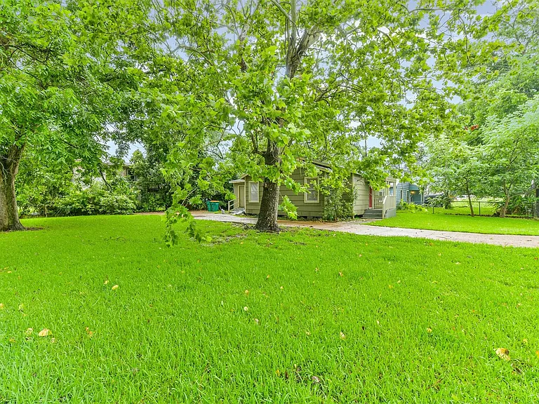 809 Chestnut St — Photo 23