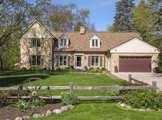 2545 N 131st St, Brookfield, WI 53005