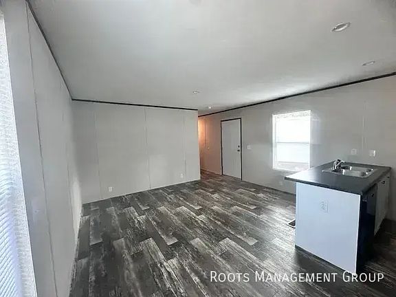 5th image of 3523 Vandora Dr #3523