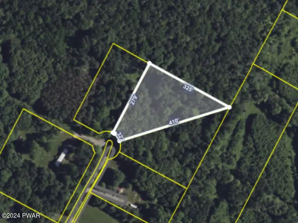 23 Laurel Dr, Honesdale, PA 18431