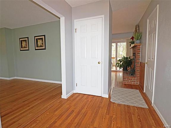2nd image of 4670 Towne Centre Dr