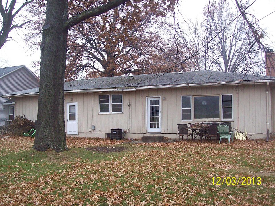 2nd image of 2408 Parkview Dr