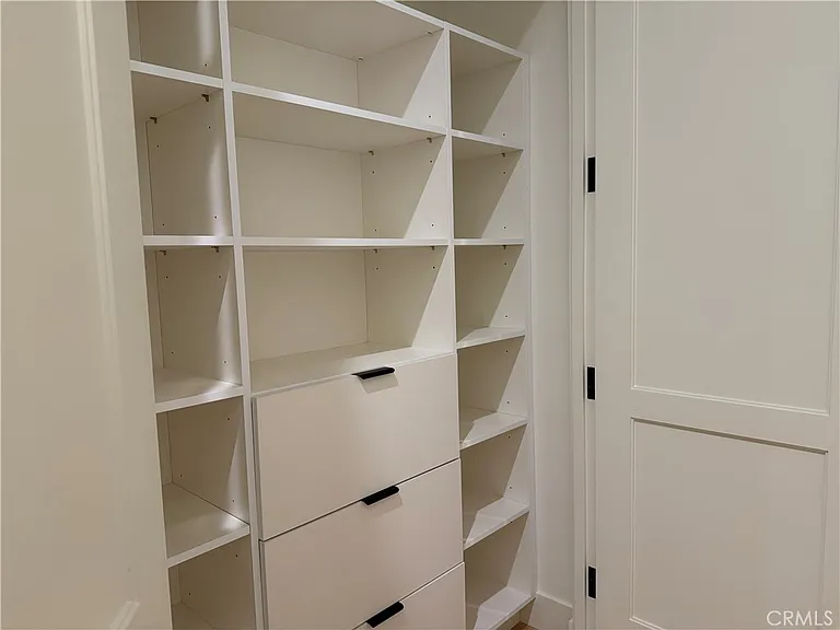 53 W Wistaria Ave #53 — Photo 3
