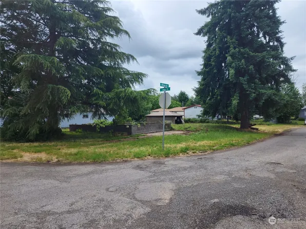 1502 Lewis Street, Centralia, WA 98531