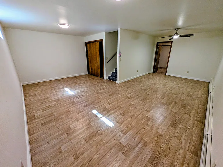 430 S 8th St — Photo 6