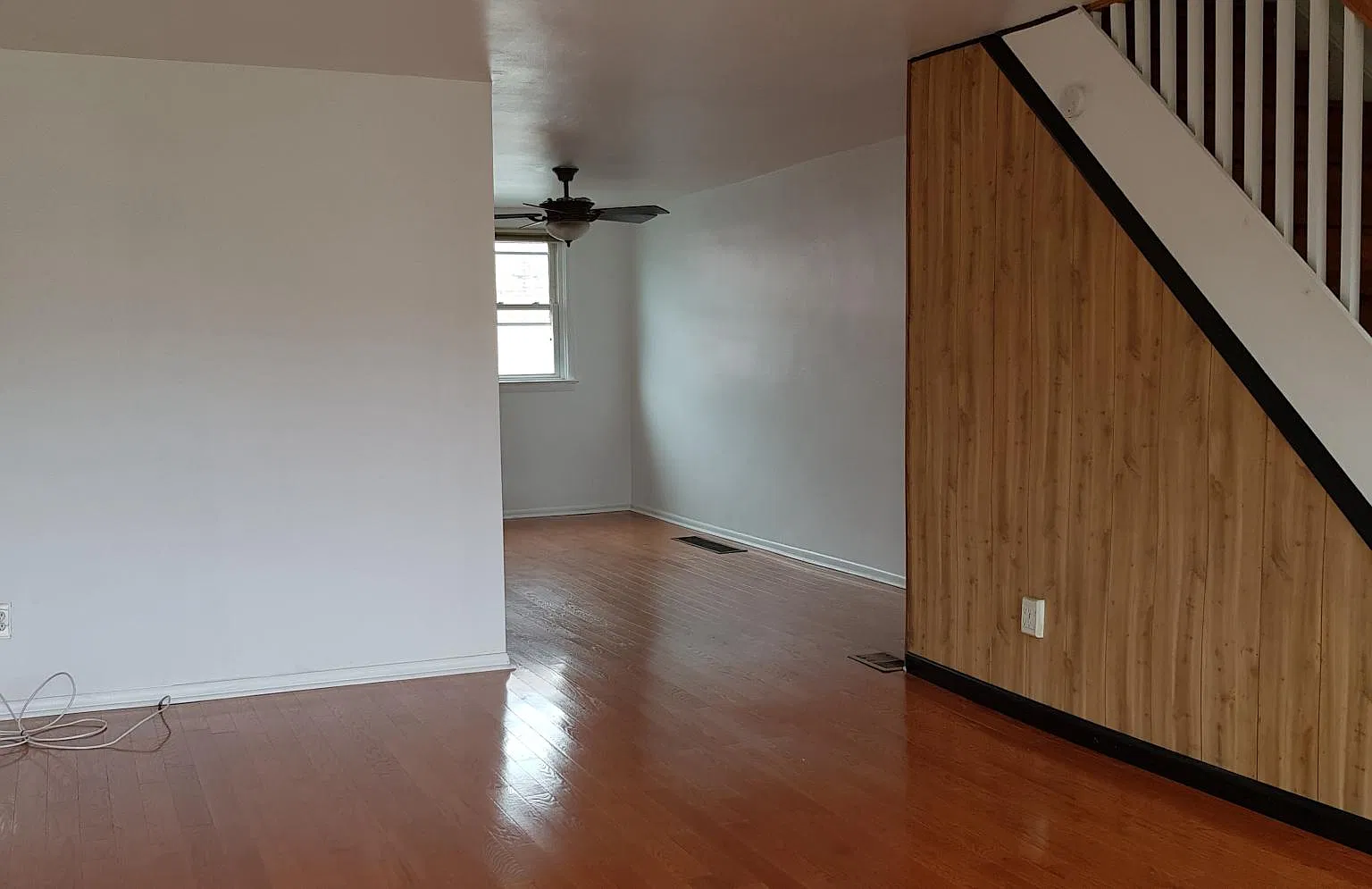 3 bed, 1152 sqft, $1,750 — Photo 1