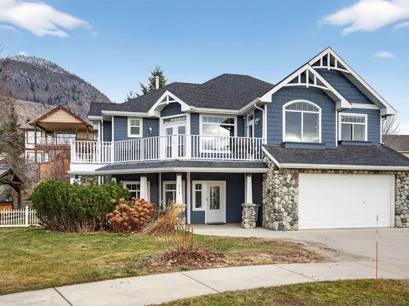 317 Mariposa Ct, Kamloops 1, BC V2H 1R3