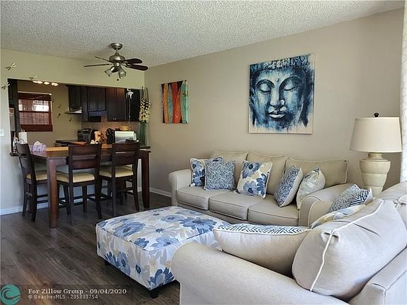 2nd image of 2322 S Cypress Bend Dr