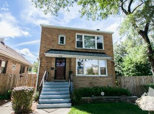 3018 N Whipple St #2, Chicago, IL 60618