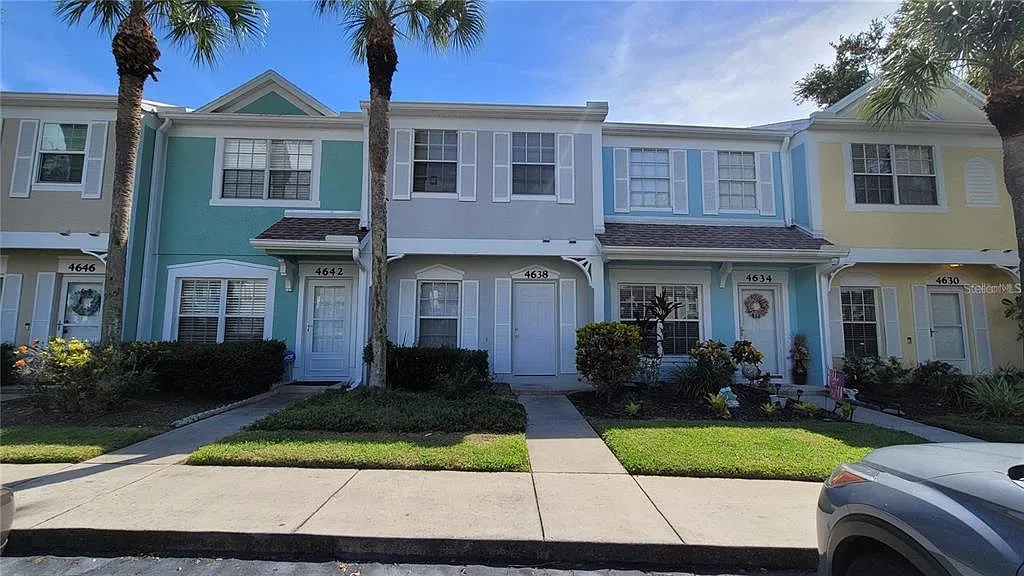 2 bed, 2.5 bath, 1080 sqft, $1,975 — Photo 1