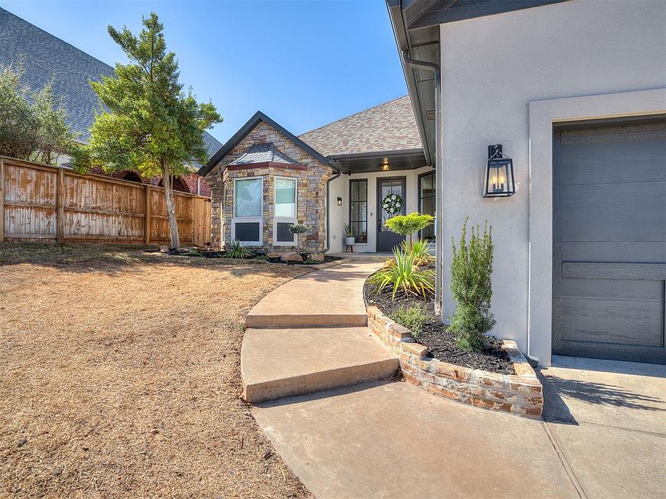 1st image of 16637 Little Leaf Ln