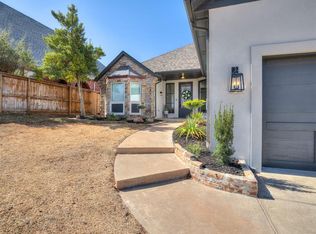 16637 Little Leaf Ln, Edmond, OK 73012