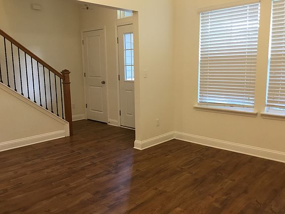 5th image of 5627 Long Marsh Dr