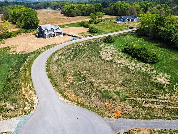 4th image of 9627 Blooming Meadows Ct