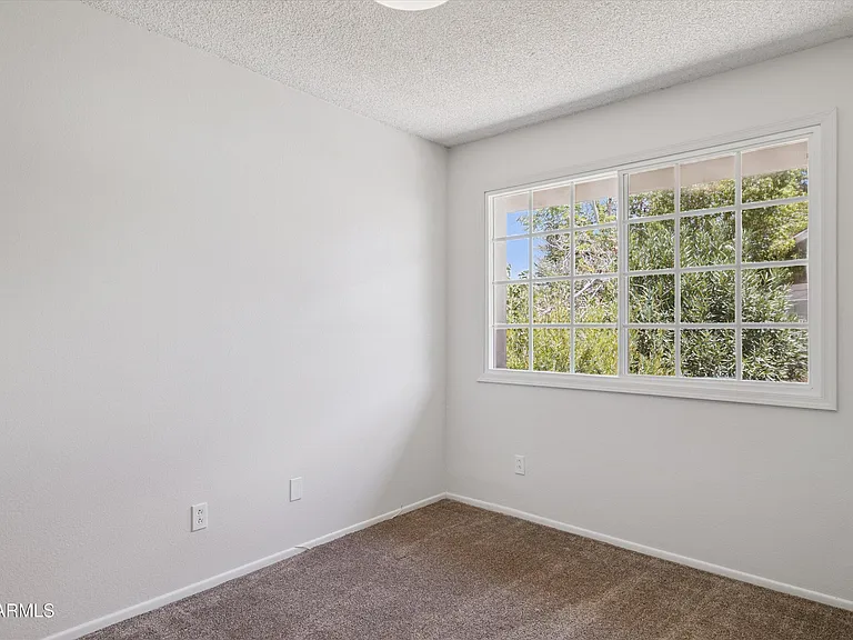 3526 E Sahuaro Dr — Photo 28