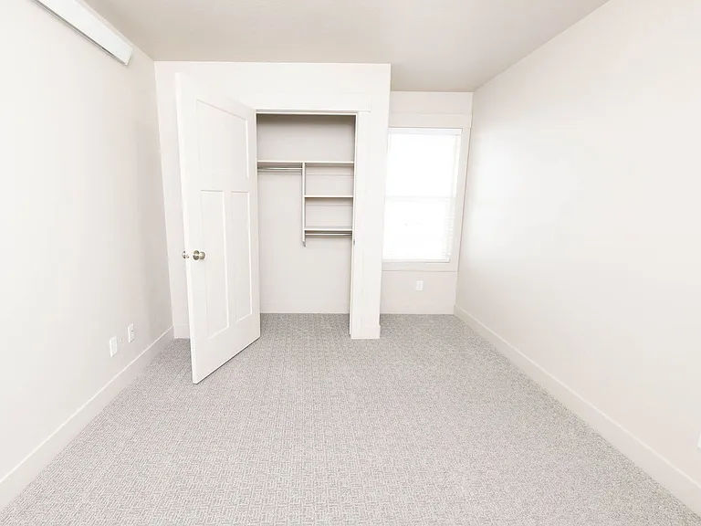 6327 N Freedom Rd — Photo 14