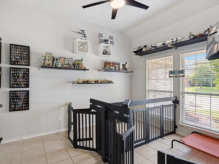 10237 Red Bluff Ln — Photo 21