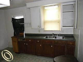 4th image of 6224 Westwood St