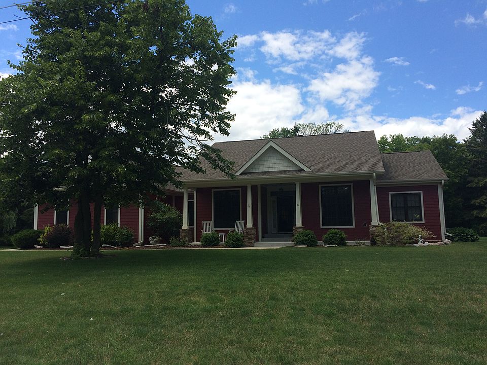2nd image of 6444 Charles St