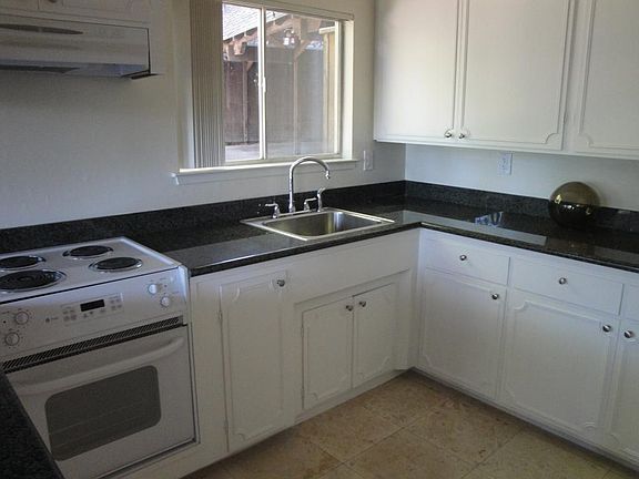 3rd image of 54 Cleland Ave APT 3