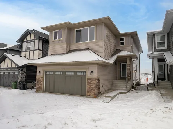 7015 177th Ave NW, Edmonton, AB T5Z 0V9