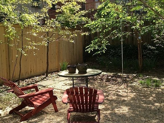 3rd image of 65 7th Ave APT 1