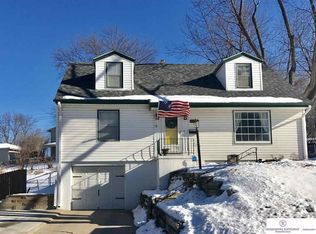 1737 Hillside Dr, Omaha, NE 68114
