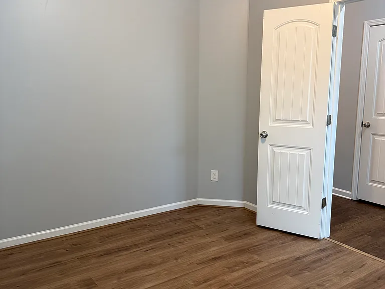 436 Carthage Ct — Photo 6